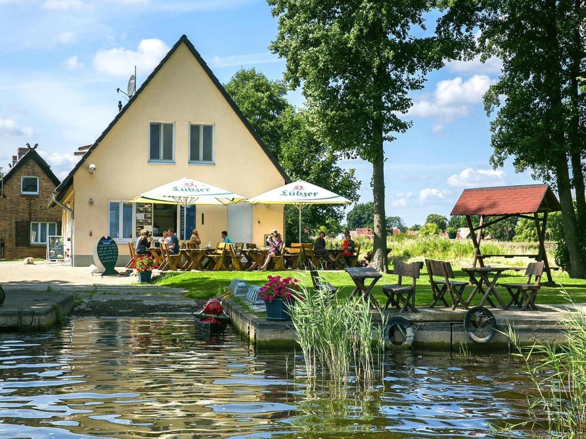 Apartment On The Fischerhof Vipperow Eksteriør billede